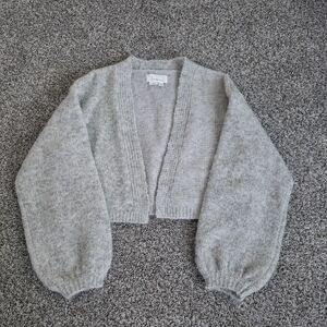 Anthropologie Cosy Cropped Shrug
prodigan Sweater